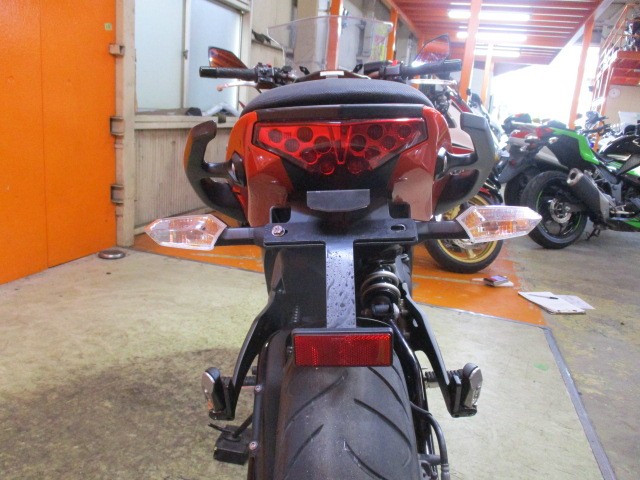 Ｒ周りはこの通り綺麗にフェンダーレス済み！ＮＩＮＪＡをかったらまずはここはやりたいですよね！